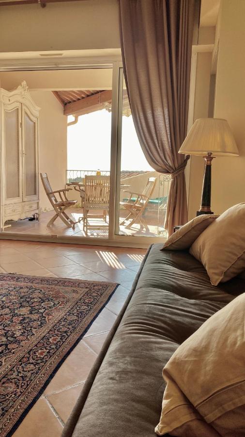 Hameau Des Amandiers-Vue Mer & Golf Saint-Cyr-sur-Mer Buitenkant foto